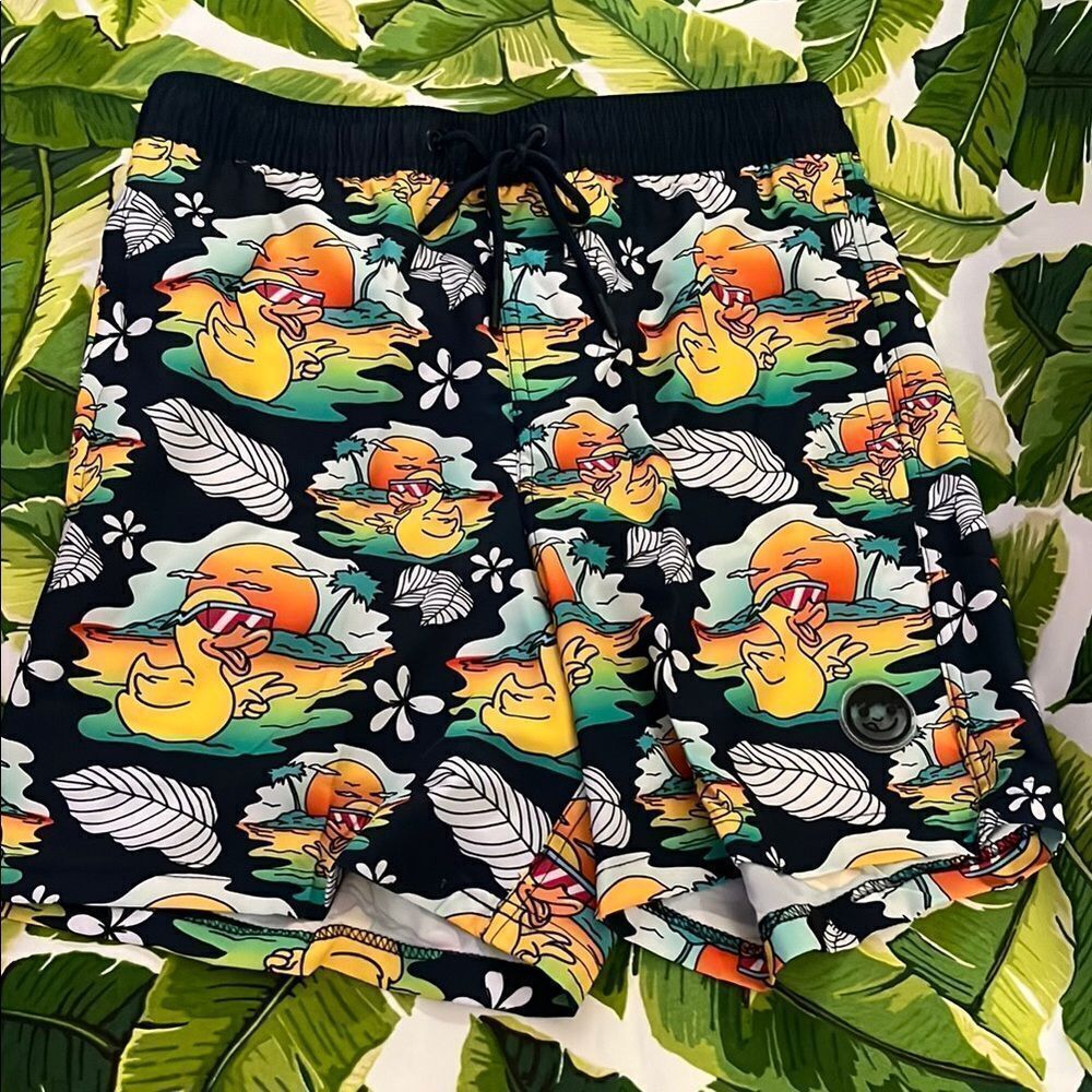 NWT NEFF Navy  Duck Print Board Shorts Size M